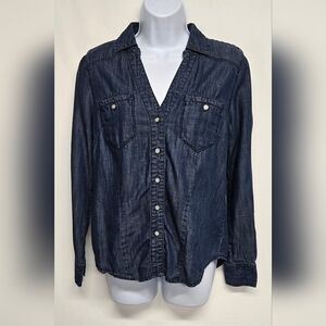 INC 6 Blue Denim Long Sleeve Button Down Shirt Top Collared V Neck Pockets